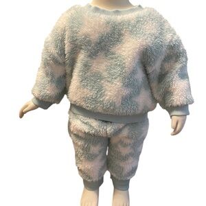 Cat & Jack Soft Baby Outfit in Light Blue and White